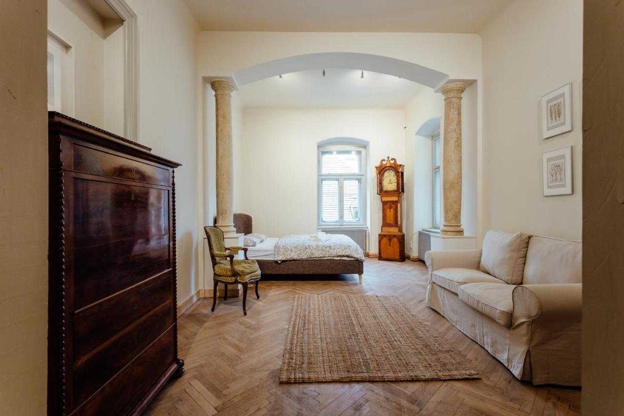 Boutique Apartments Banska Stiavnica Ngoại thất bức ảnh