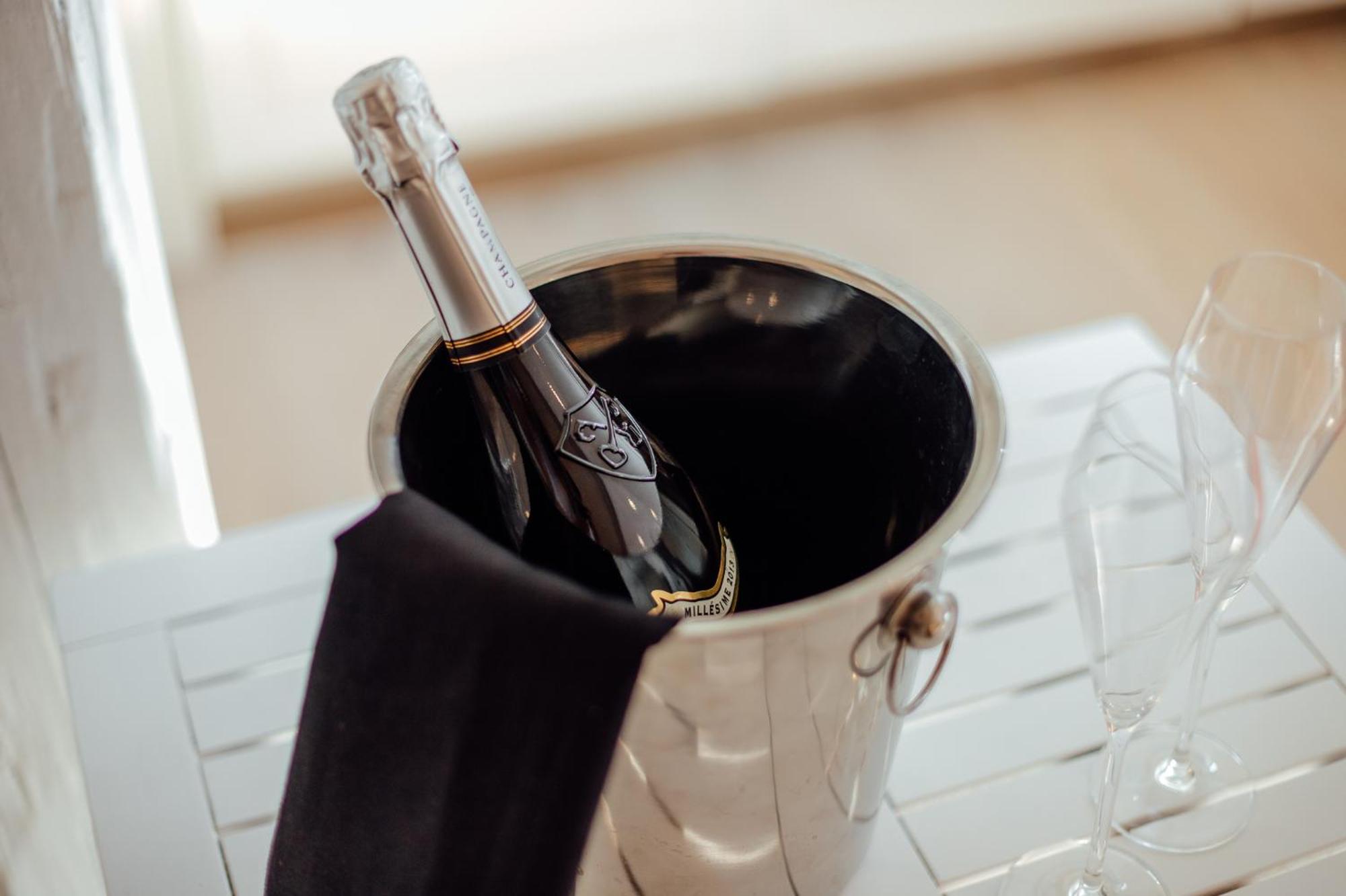 Boutique Apartments Banska Stiavnica Phòng bức ảnh